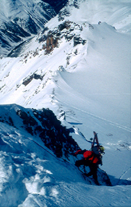 Ortler.   Klimber: Bert de Ruiter   Photographer: Hugo van der Sluys  (528000)